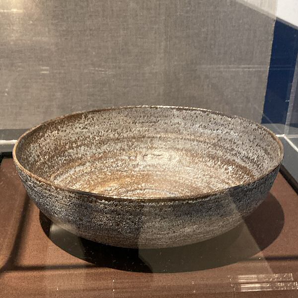 Lucie Rie - Earthenware bowl, 1930s