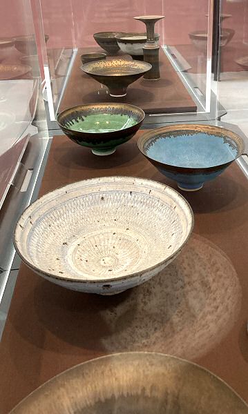 Lucie Rie - Exhibition pots
