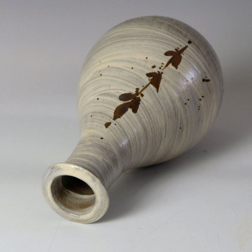 Jim Malone - Ainstable vase