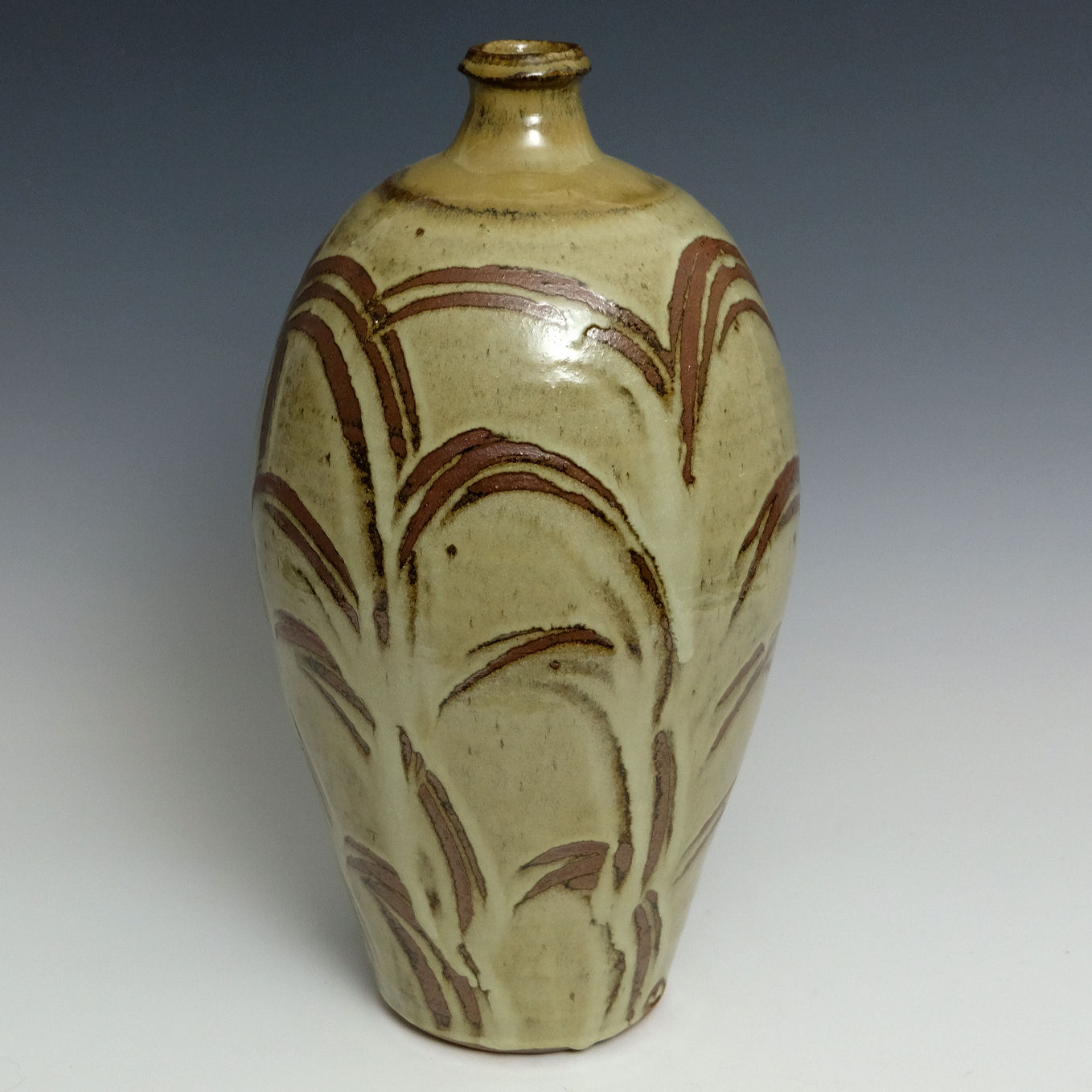 Phil Rogers - FingerWipeVase