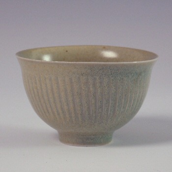 David Leach - Small fluted celadon bowl