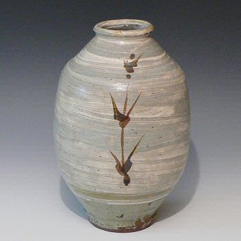 Bill Marshall - Hakeme vase made at the Leach Pottery, St. Ives