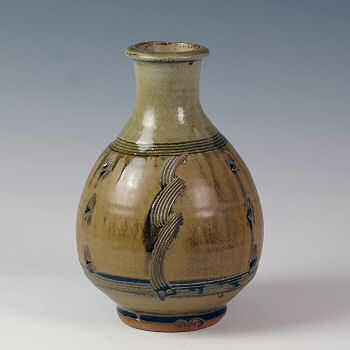 Korean bottle vase, ash glaze, incised decoration